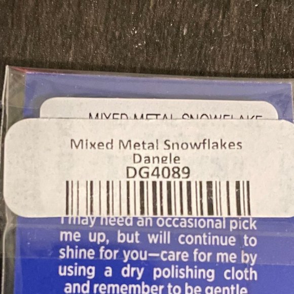 Origami Owl Mixed Metal Snowflakes Dangle DG4089 - Picture 2 of 2